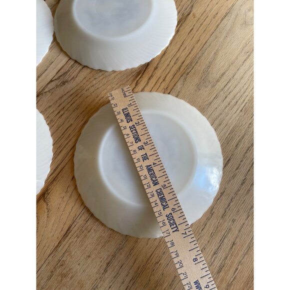 VTG Termocrisa Milk Glass Dessert Plates  Blue Floral  Set of 4 - Picture 6 of 9